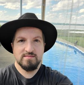 Meet your Posher, Pierre-mathieu